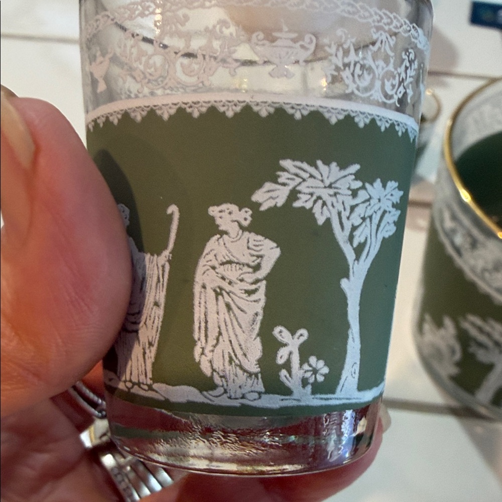 Vintage Jeanette Greek Hellenic moss green and White bar Set. hand grafted. - Picture 5 of 6